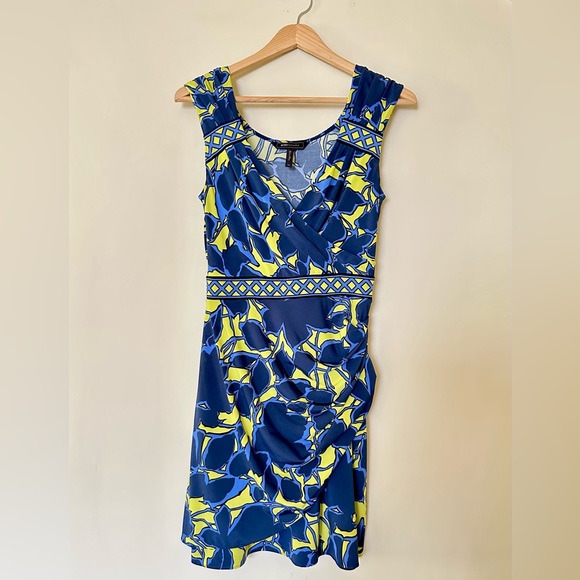 BCBGMAXAZRIA Casual Dress -Sheath: Blue Print Dress size extra small - Picture 2 of 8